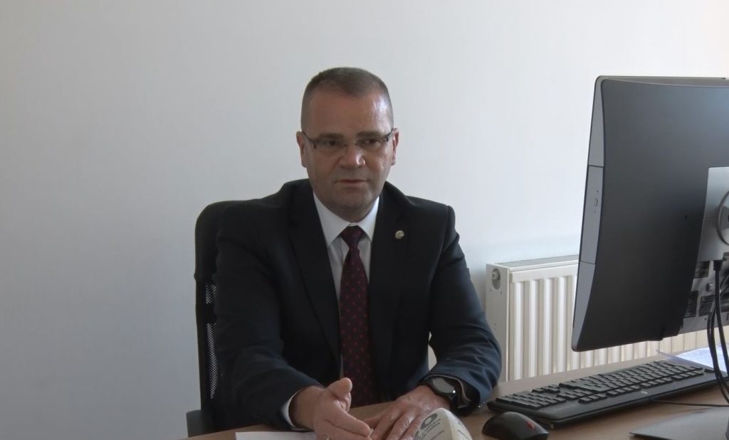 Kosova para Dy Sfidave të Rëndësishme: Mehmeti Nënvizon Papunësinë dhe Deficitin Tregtar